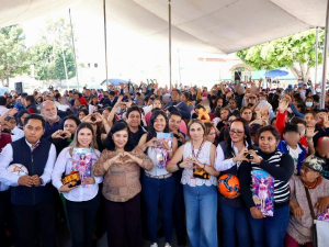 Reyes Magos visitan la Inspector&iacute;a Guadalupe Hidalgo