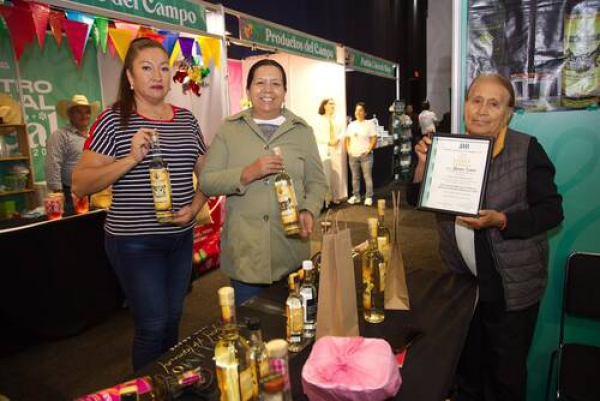 Beneficia Encuentro Nacional del Mezcal a productores