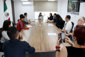 Gobierno y ambientalistas realizan mesa de trabajo