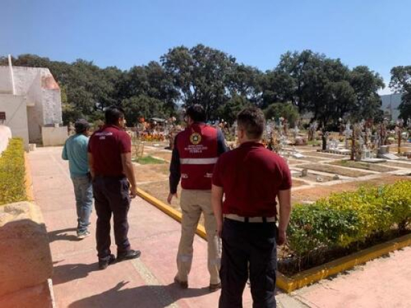 Puebla supervisa panteones durante esta temporada
