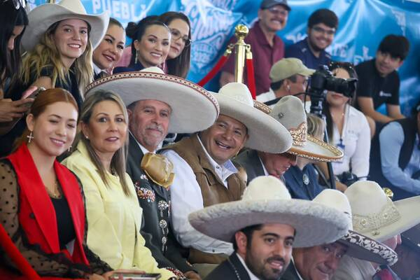 Gobernador Armenta asiste al Campeonato Nacional de Charrería