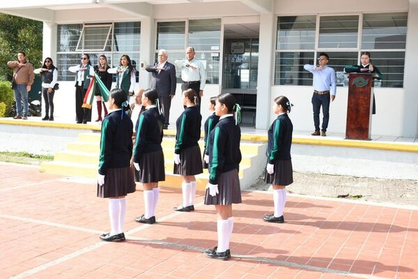 Fomenta CONALEP respeto a símbolos patrios