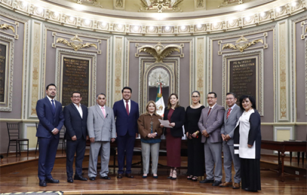 Presenta el gobierno de Puebla el paquete Económico 2025