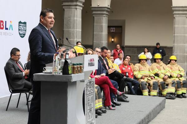 Darán viviendas a cuerpos de emergencias en Puebla