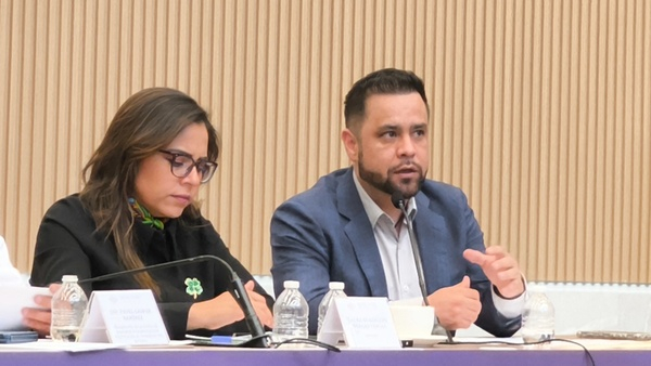 Promueven reformas contra vapeadores y drogas