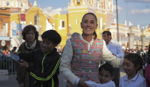 Pensi&oacute;n Mujeres Bienestar llega a Acatzingo