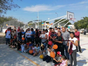 Inauguran canchas rehabilitadas en Tehuacán