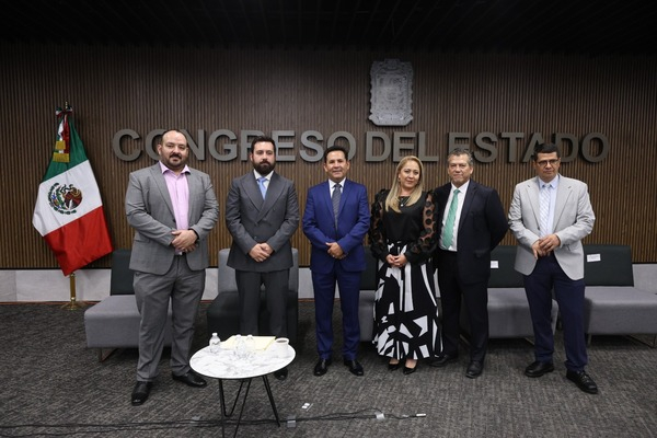 Analizan impacto del CURP digital y biométricos