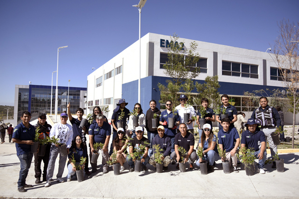 Realizan alumnos BUAP arborización en CU2