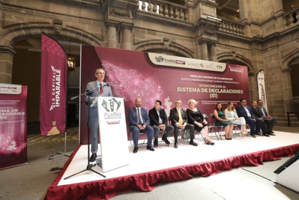 Pepe Chedraui encabeza firma de convenio con SESEAP