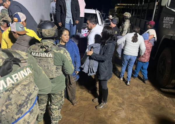 Familias afectadas por las lluvias son atendidas en albergues