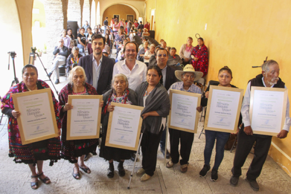 Seis adultos mayores, Tesoros Humanos Vivos son reconocidos