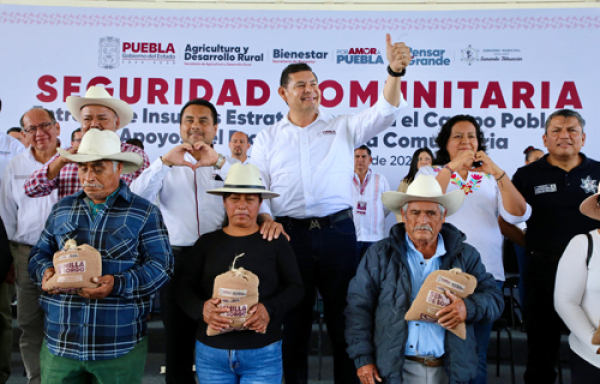 3 mil 485 paquetes de insumos fueron entregados a la comunidad de Tehuacán