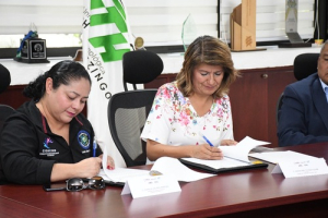 UTH y Cadena de Milagros unidos por beneficio social