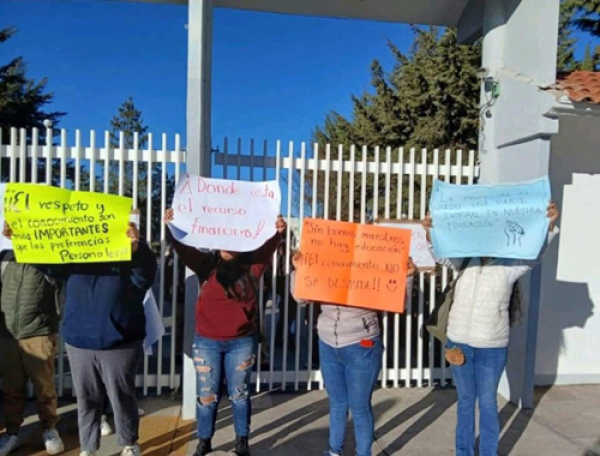 Estudiantes toman las instalaciones del TecNM de Ciudad Serdán