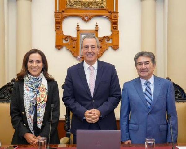 Aprueba Cabildo de Puebla convocatoria para renovación de Mesas Directivas