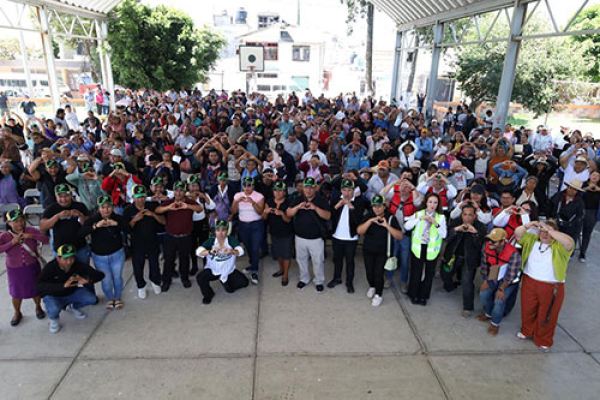 Juntas Auxiliares recibieron materiales de construcción