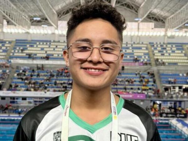 Puebla suma ocho medallas en paranatación
