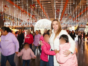 Ni&ntilde;ez poblana disfruta del "Festival Navide&ntilde;o"