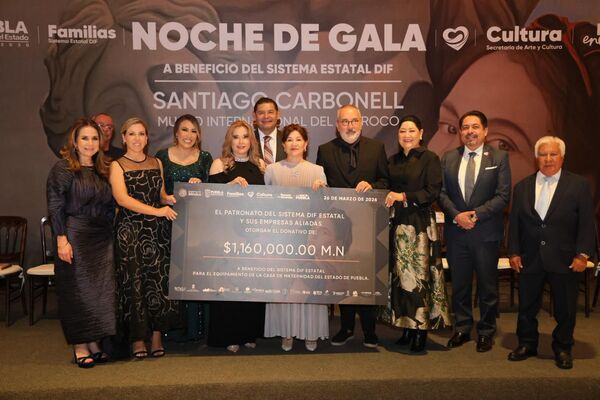 SEDIF recibe donativo para "Casa de Maternidad"