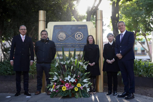 Gobierno de la Ciudad de Puebla recibe el Expediente de Inscripción en la Lista de Patrimonio Mundial