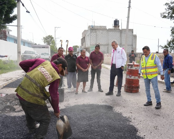 Avanza bacheo en San Andrés Azumiatla