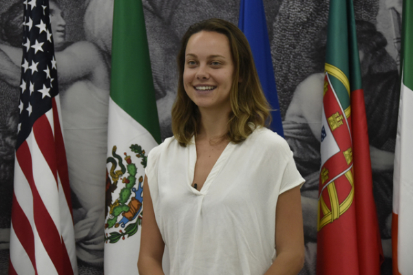 BUAP fortalece inglés con becaria Fulbright