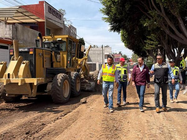 Avanza rehabilitación vial en Bulevar Apulco