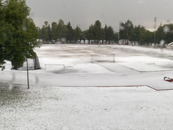 Deporte atiende daños por granizada