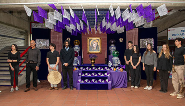 IBERO Puebla mantiene viva la tradición el altar de Dolores