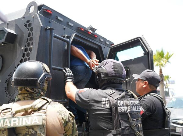 Trasladan a "El Bukanas" al penal de Tepexi