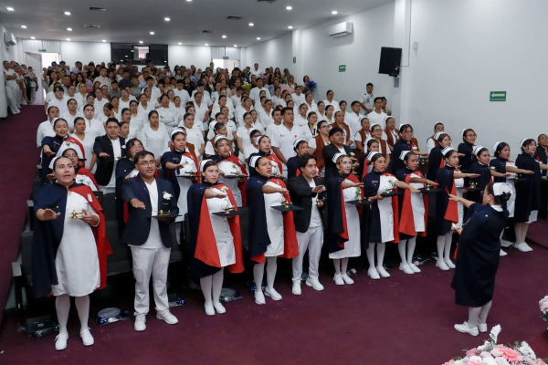 Concluyen servicio social 25 pasantes de enfermería ISSSTEP