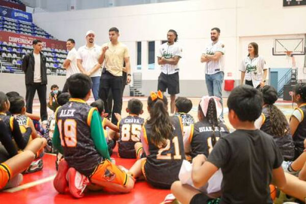 Deporte Puebla imparte Clínica de Baloncesto
