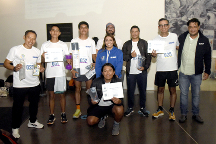 BUAP celebra “Carrera vertical 2026”
