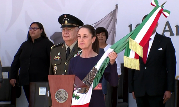Por primera ocasión, la presidenta Claudia Sheinbaum acudió al desfile 5 de Mayo