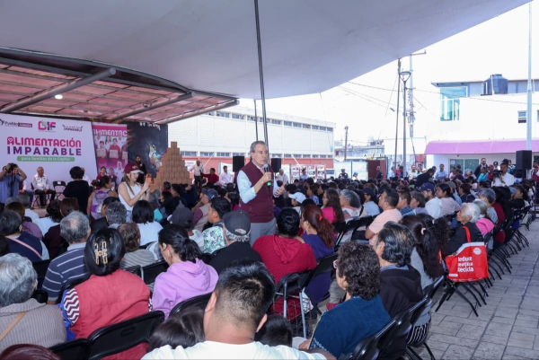 Entregan despensas para familias de La Libertad