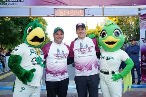 La Capital celebra el Medio Maratón 21K Puebla 2025