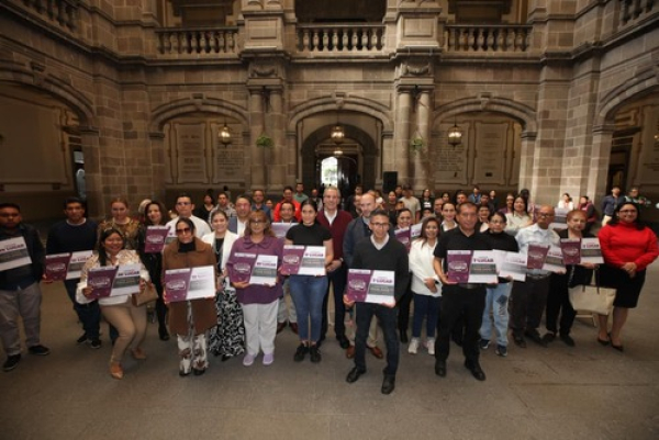 Entregan premios del Sorteo Predial 2025