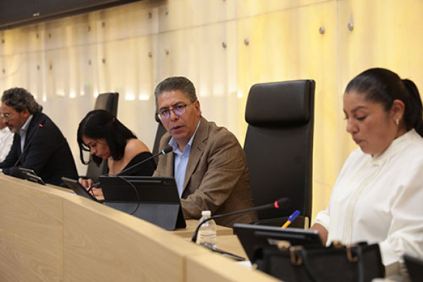 Convoca Comisión Permanente a Sesión Extraordinaria de la LXII Legislatura