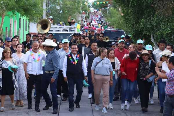 Pável Gaspar impulsa tradiciones en Yeloixtlahuaca