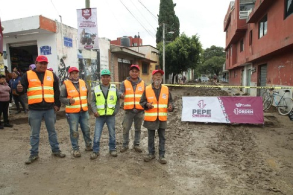 Inicia pavimentación en colonia San José Los Cerritos