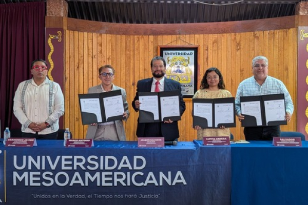 Puebla vincula talento universitario con desarrollo rural