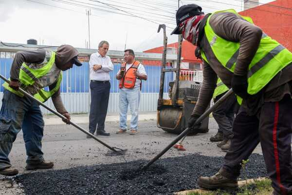 Continúa campaña capitalina "Bacheando Puebla"