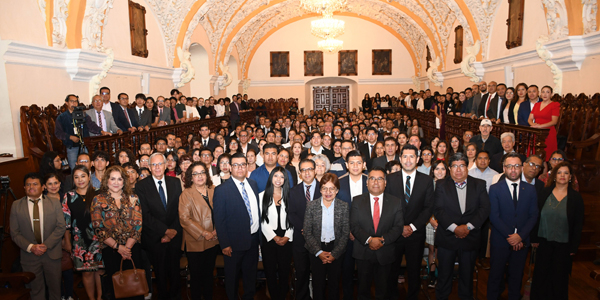 Caminaremos hacia una misma meta; consolidar a la institución, Rectora